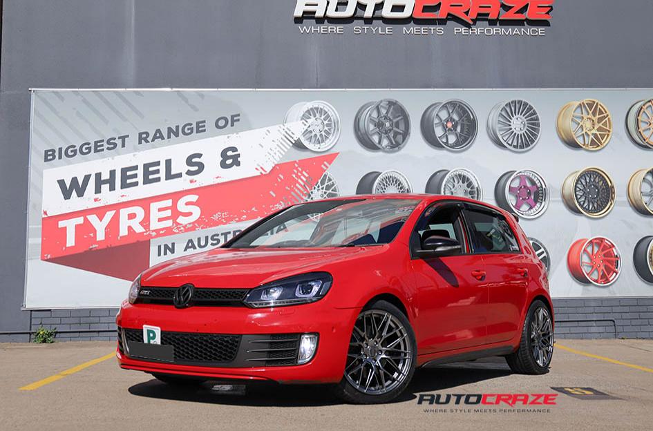 VOLKSWAGEN GOLF HOCKENHEIM HYPER BLACK